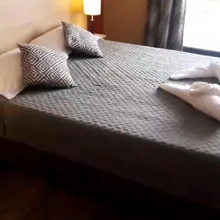 Appartement Beau Prado Parc Piscine Stade