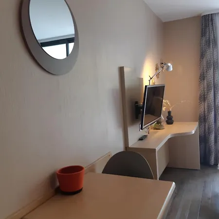 Beau Prado Parc Piscine Stade Appartement Marseille